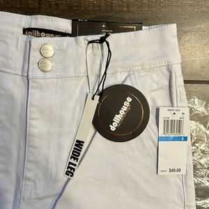 NWT Dollhouse wide leg cropped white jean size 9/10 high rise